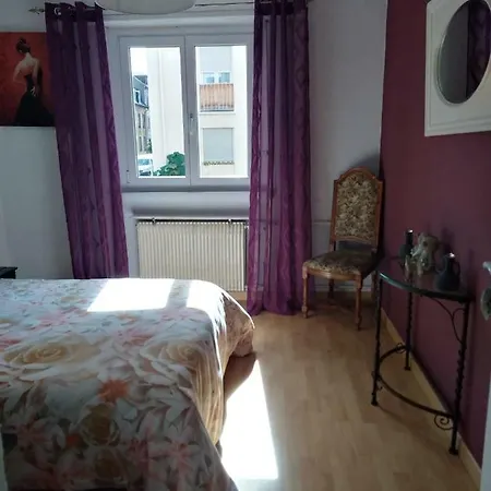 Le Saint Eloi Appartement *